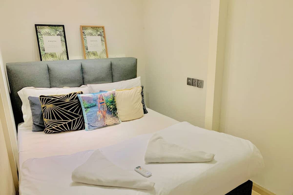 Comfort Apartment, 1 Bedroom, City View | Busa memori, peti besi dalam bilik, kalis bunyi