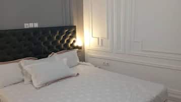 Royal-Suite | Schreibtisch, laptopgeeigneter Arbeitsplatz, Verdunkelungsvorhänge