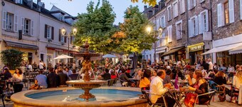 Cosy Blue Lagoon Apartment Melun Riverside