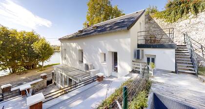 Cosy Blue Lagoon Apartment Melun Riverside