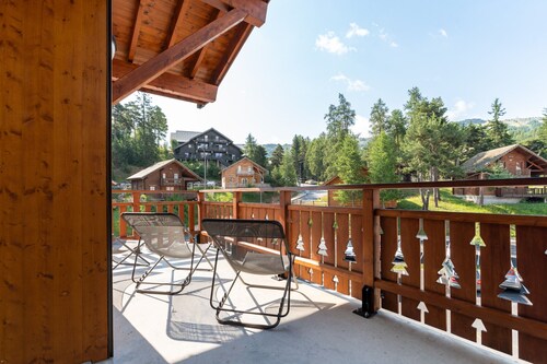 Terrasse avec vue sur les montagnes pour 6