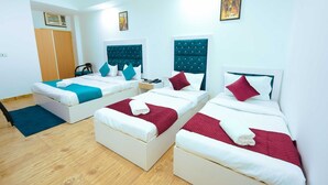 Phòng đôi Deluxe | Bàn, truy cập Internet không dây miễn phí 