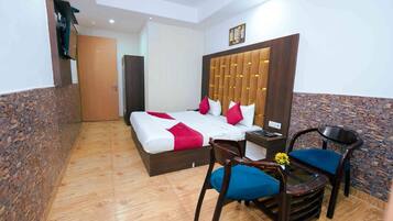 Deluxe Double Room | Desk, free WiFi