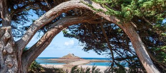 Stone house with garden for 4 people