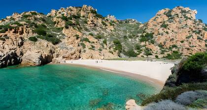 Villa 'Luxury Minni' with Sea View, Wi-Fi and Air Conditioning