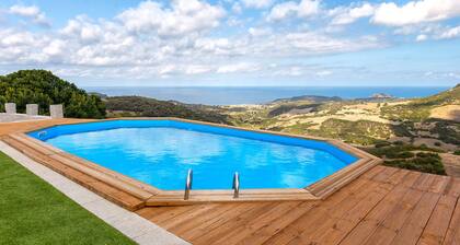 Villa 'Luxury Minni' avec Vue sur la Mer, Wi-Fi et Climatisation