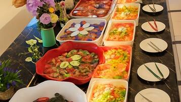 Café da manhã com buffet todos os dias (SAR 50 por pessoa)