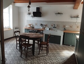 Microwave, oven, stovetop
