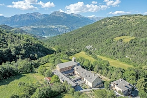 Esterni