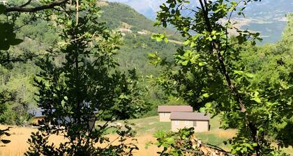 Cabaña «Marquisat Boscodon» con vistas a la montaña, Wi-Fi y aire acondicionado