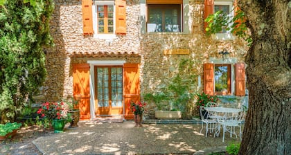 'Chez Martha' avec Vue sur la Montagne, Terrasse et Jardin privés