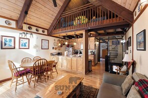 TV, fireplace - 3 Bedroom w Loft Close to Hyatt (TRC42) (Incline Village)