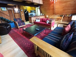 TV, fireplace - 4 Bedroom Spacious House w Large Deck (739JO) (Incline Village)