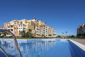 Apartment | Pool | Outdoor pool - 3-bedroom Penthouse With Terrace (Ayamonte)