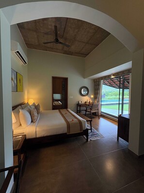 5 bedrooms, WiFi