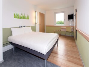 Hypo-allergenic bedding, soundproofing, free WiFi, bed sheets - Ibis Budget Augsburg City (Augsburg)