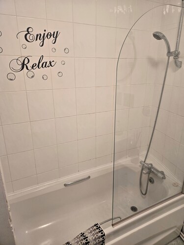 Seaview 2 Double bed Apartment 2nd Floor