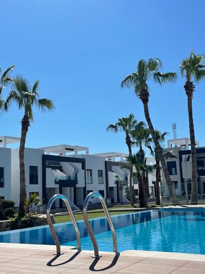 Appartement | Piscine | Piscine extérieure