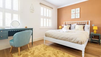 4 Schlafzimmer, Bügeleisen/Bügelbrett, Reisekinderbett, kostenloses WLAN