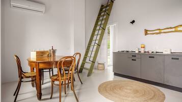Basic Apartment, 2 Bedrooms, Hill View | Private kitchen | Fridge, oven, stovetop, dishwasher