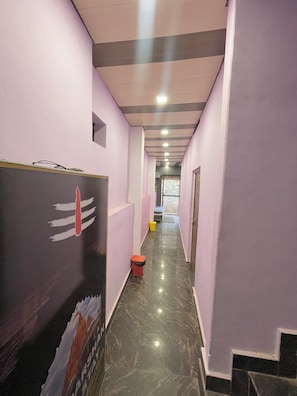 Staircase - Shiv Darshan Home Stay (Varanasi)