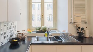 Leilighet (2 Bedrooms) | Eget kjøkken | Mikrobølgeovn, ovn, kokeplater og vannkoker