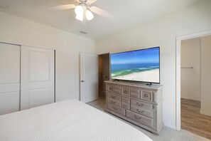2 bedrooms, iron/ironing board, travel cot, free WiFi
