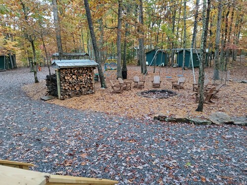 Tent Camp - Perfect campground just outside enchanting Dunlap for outdoor lovers