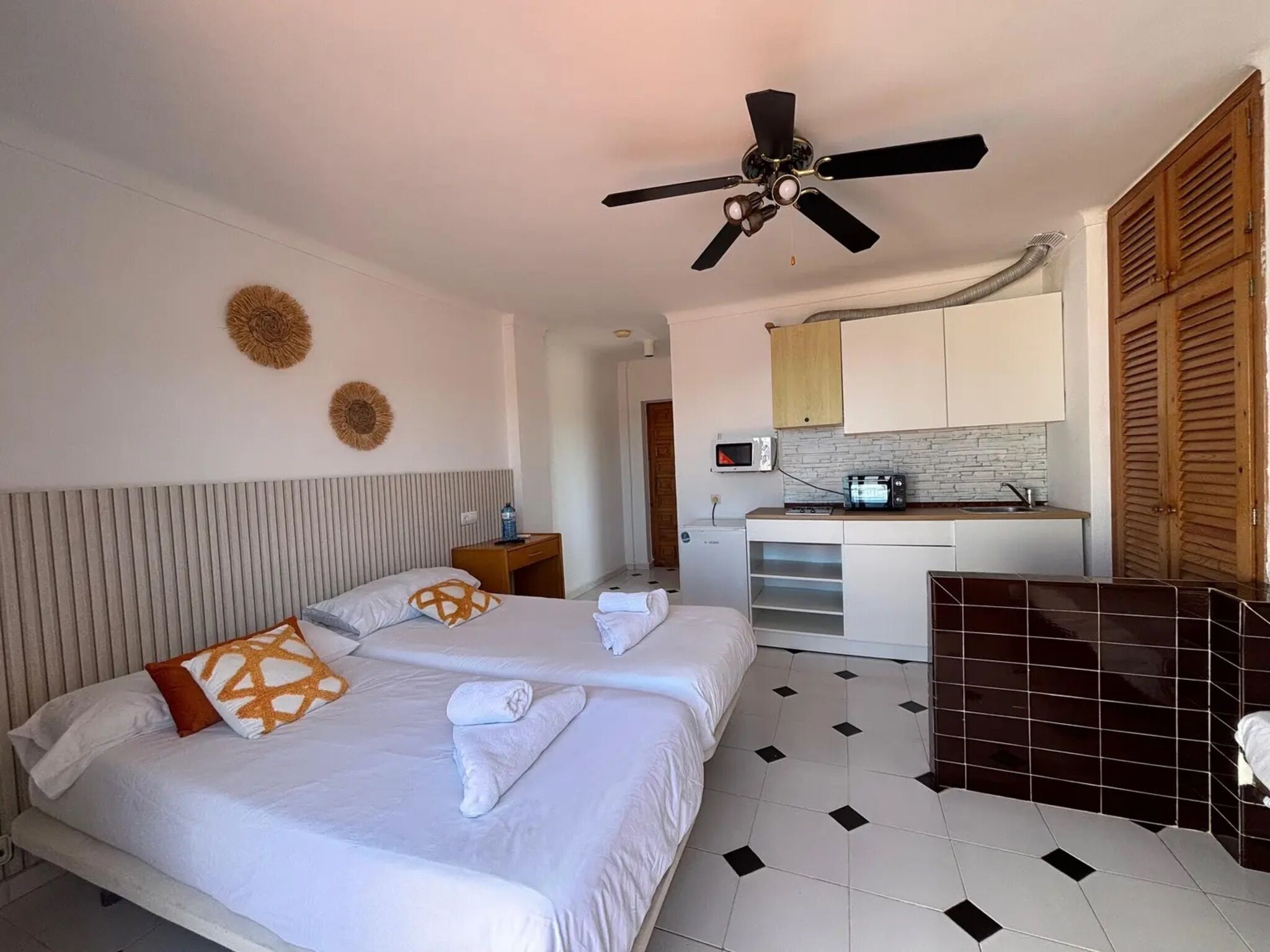 1 chambre, Wi-Fi, draps fournis