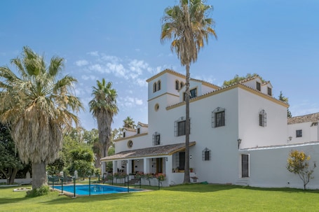 Exterior. Country House 'Cortijo La Dehesa Del Pilar' with Mountain View, Private Pool and Wi-Fi