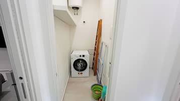 Condo | Bilik Mandi