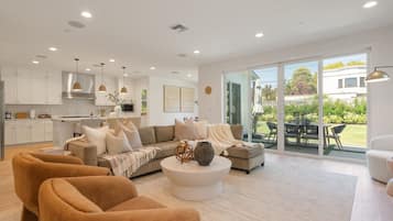 Télévision, baby-foot