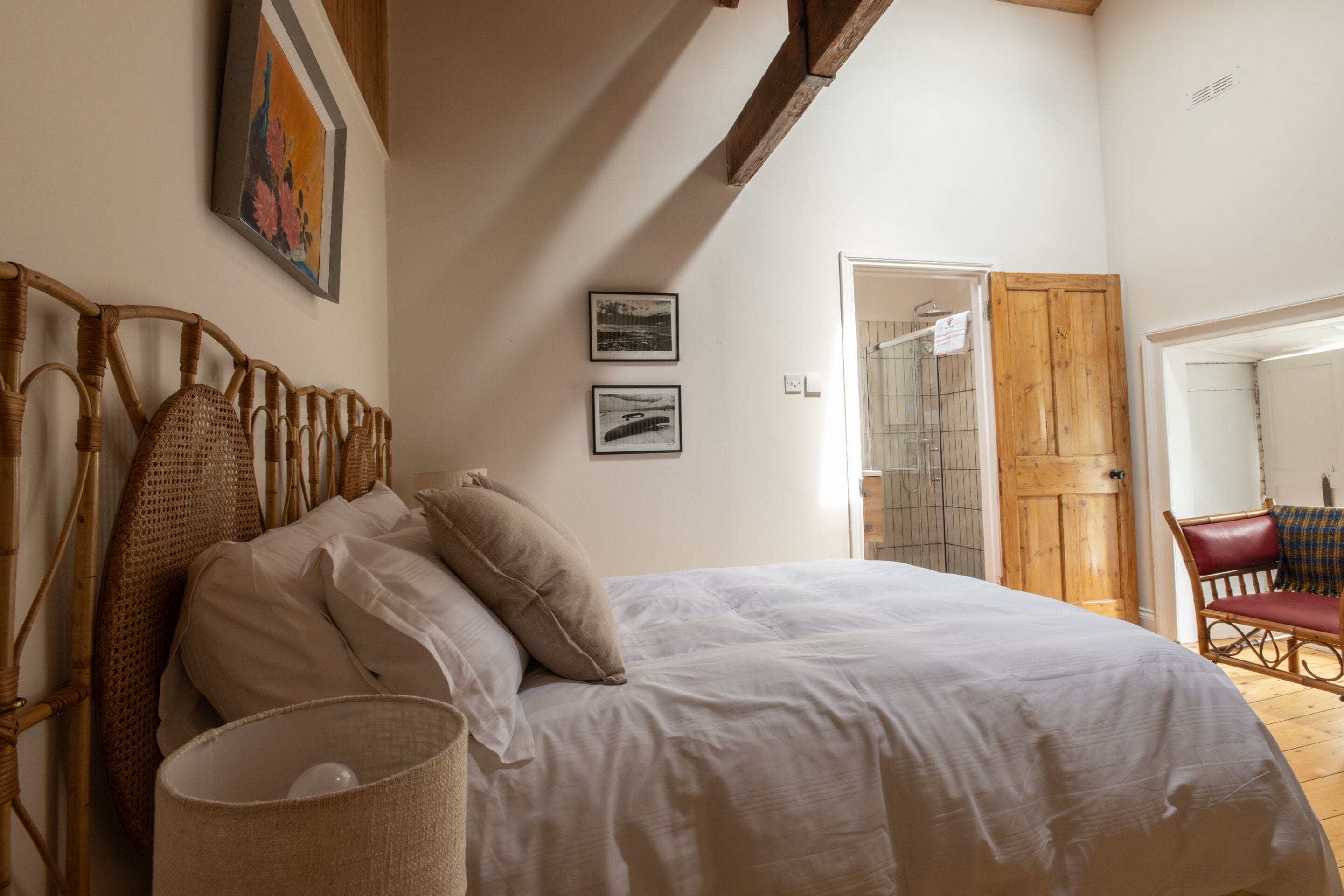 Individually decorated, individually furnished, free WiFi