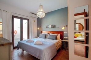 3 chambres, fer et planche à repasser, Wi-Fi, draps fournis