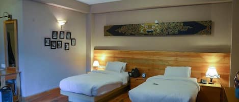 Standard Double or Twin Room, Valley View | In-room safe, desk, laptop workspace, iron/ironing board