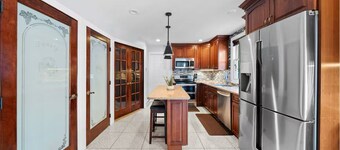 East End Escape secluded -close to NY city,
Hamptons and Fire Island!