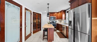 East End Escape secluded -close to NY city,
Hamptons and Fire Island!