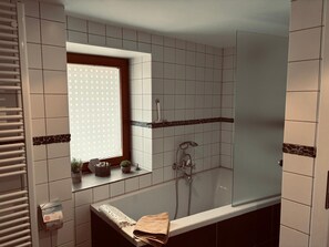 Maison | Salle de bain | Serviettes fournies