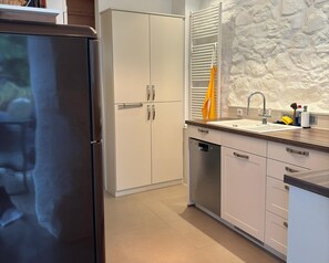 Apartment | Private kitchen | Highchair