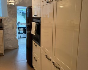 Apartment | Dapur peribadi | Kerusi tinggi