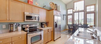 แกรนด์ เอลค์ กอล์ฟ คลับ ออน-ไซต์: เมาน์เทน-วิว โฮม พร้อม เด็ค