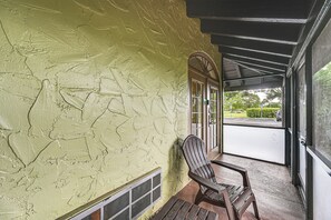 Apartment (0 Bedroom) | Interior - Resort-style Studio 15 Mi to Everglades NP (Naples)