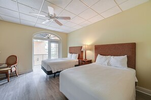 Apartment (0 Bedroom) | Interior