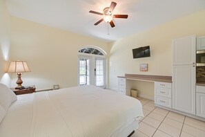 شقة (0 Bedroom) | المنشأة من الداخل