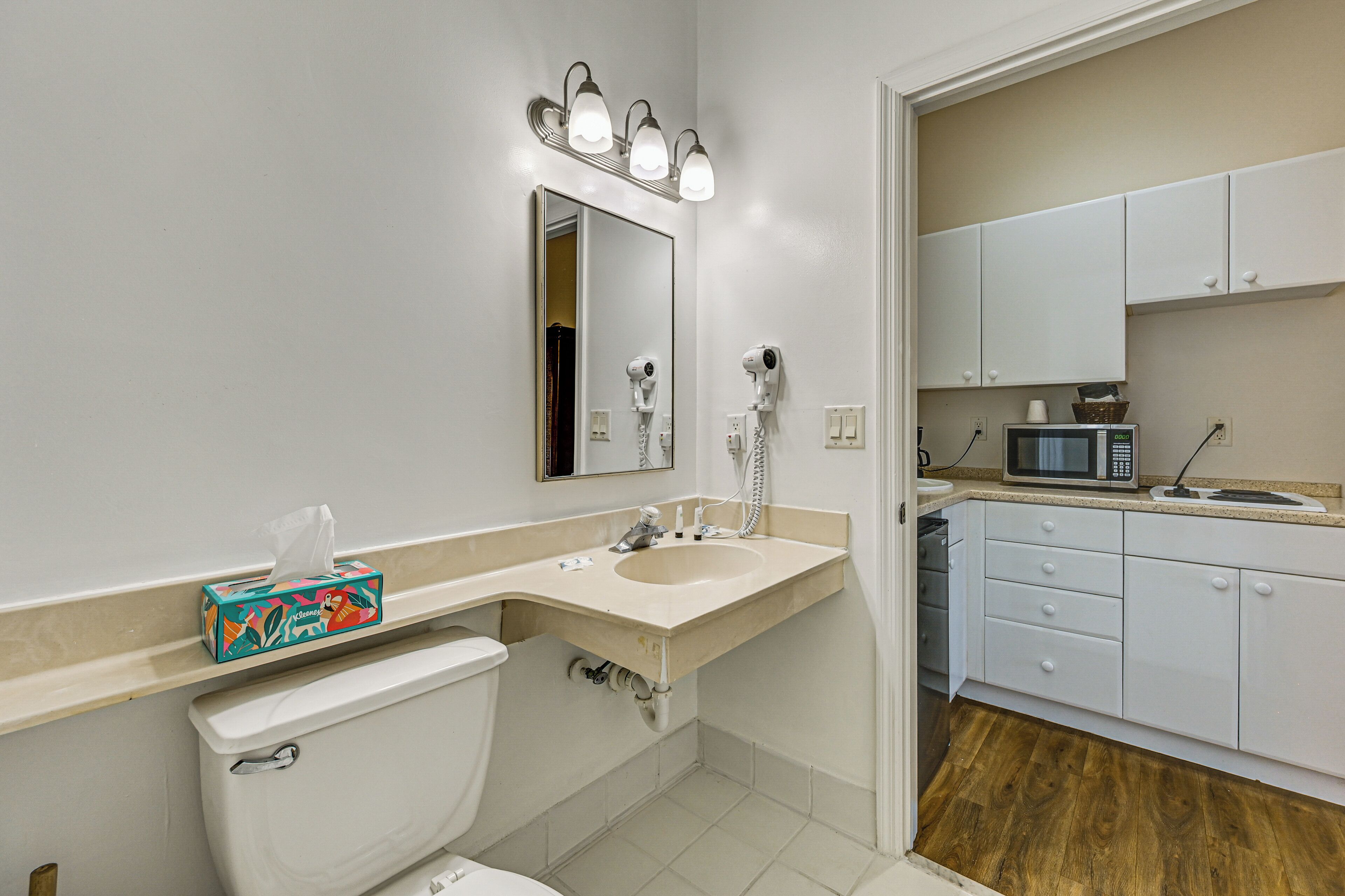 Apartment (0 Bedroom) | Interior
