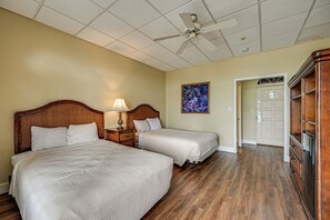 Apartment (0 Bedroom) | Front of property - Direct 10,000 Islands Access: POI Resort Studio (Naples)