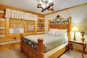 House (1 Bedroom) | Interior