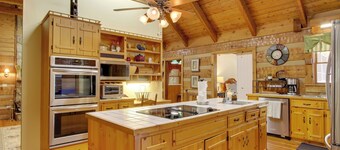 Golf + Hike: Nature Escape w/ Sauna in Hephzibah