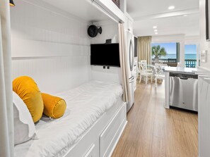 1 chambre, fer et planche à repasser, Wi-Fi, draps fournis