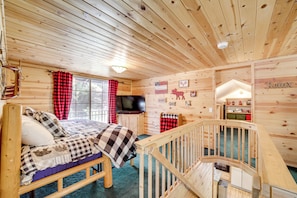 House (2 Bedrooms) | Interior